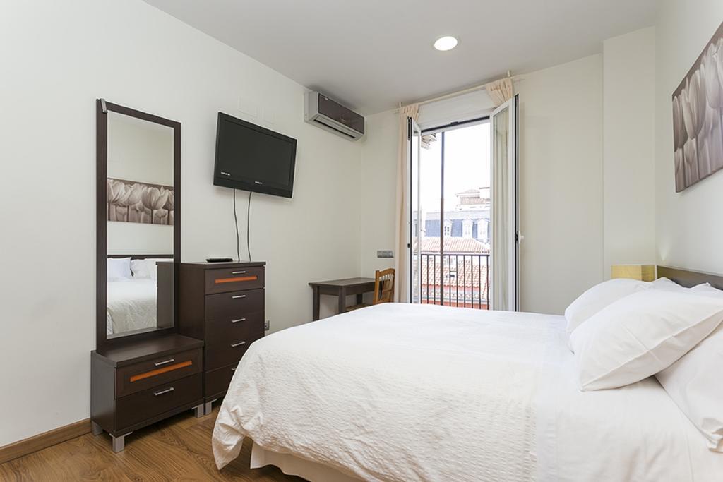 Apartments Center Madrid Chambre photo